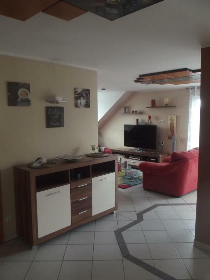Ferienwohnung In Puschendorf エクステリア 写真