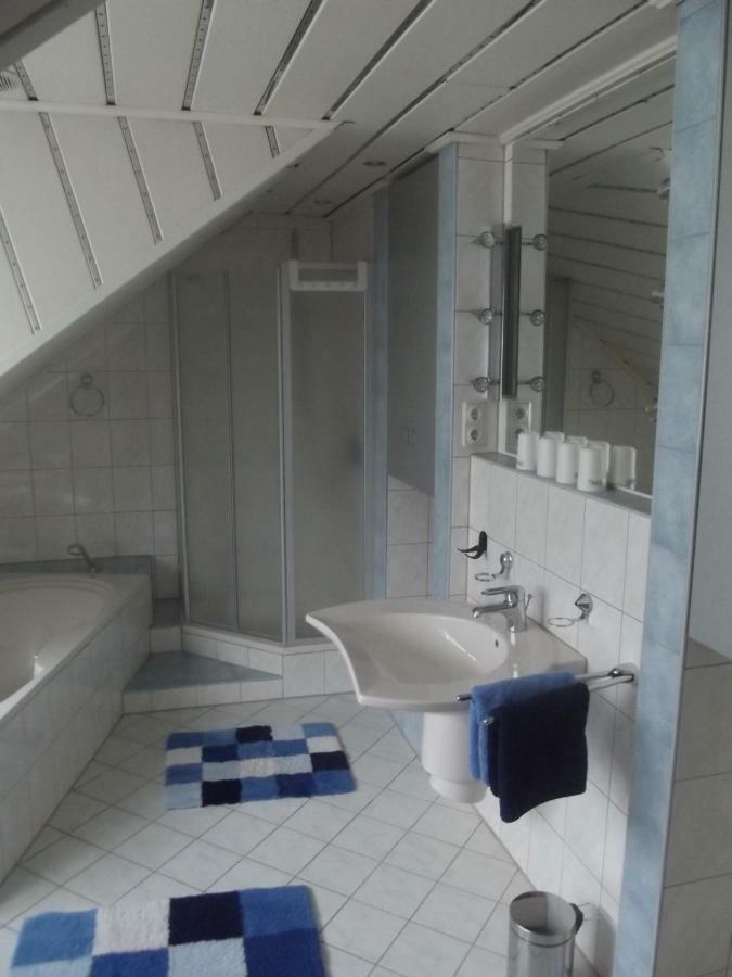 Ferienwohnung In Puschendorf エクステリア 写真